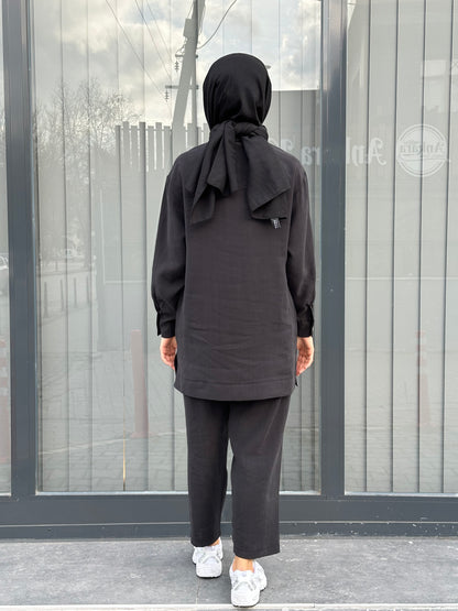 SİYAH ÖNDEN FERMUARLI VE ZİNCİR DETAY PANTOLON TAKIM