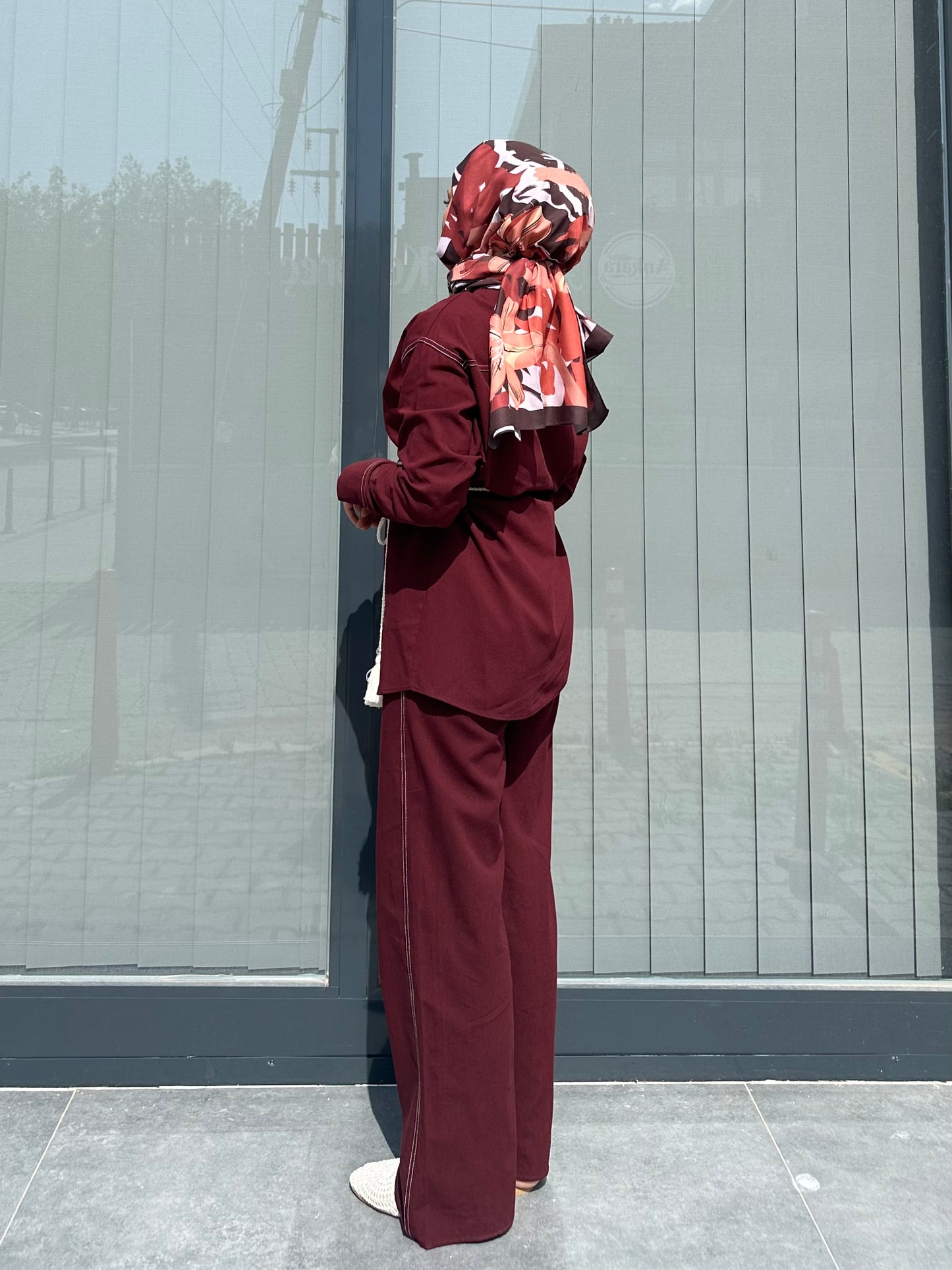 BORDO ETİKET DETAYLI KETEN PANTOLON TAKIM