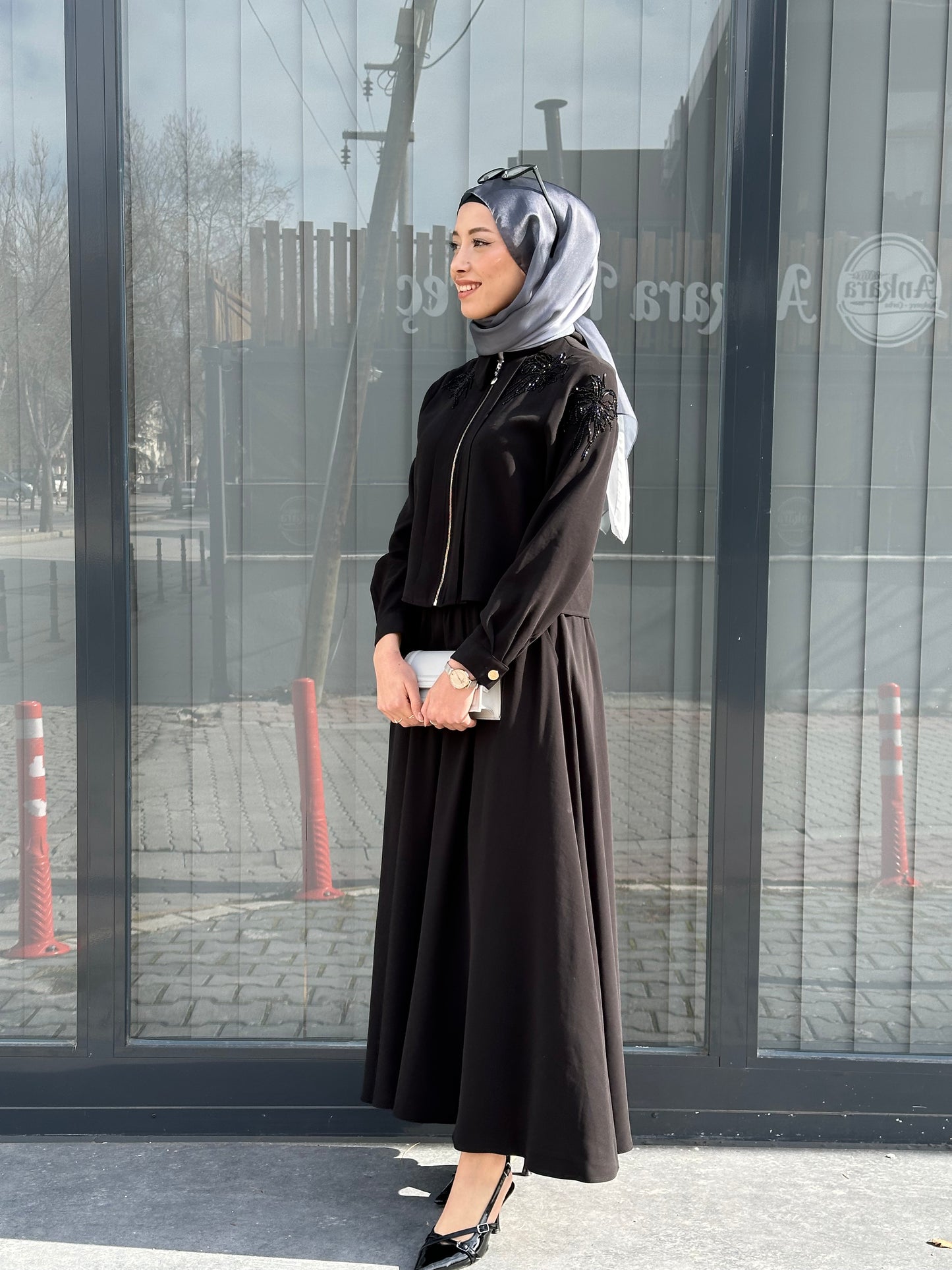 SİYAH BONCUK İŞLEMELİ ETEK TAKIM