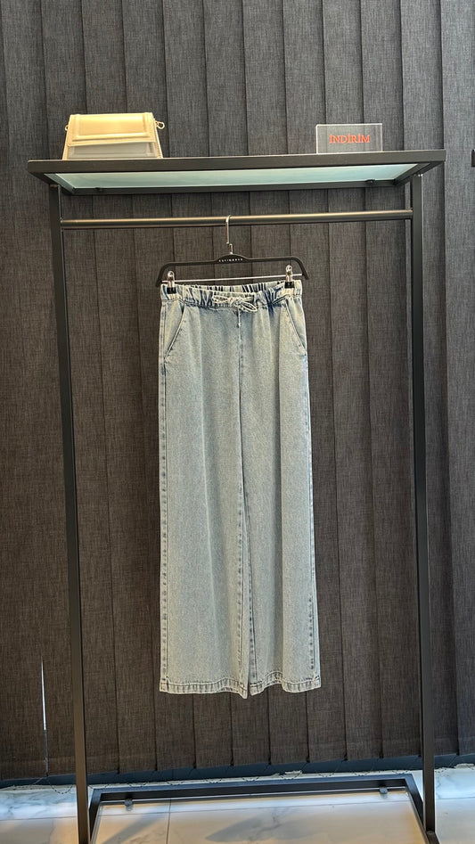 AÇIK DENİM BOL PAÇA BELİ LASTİKLİ KOT PANTOLON